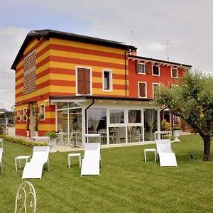 Corte Caselle Bed and breakfast